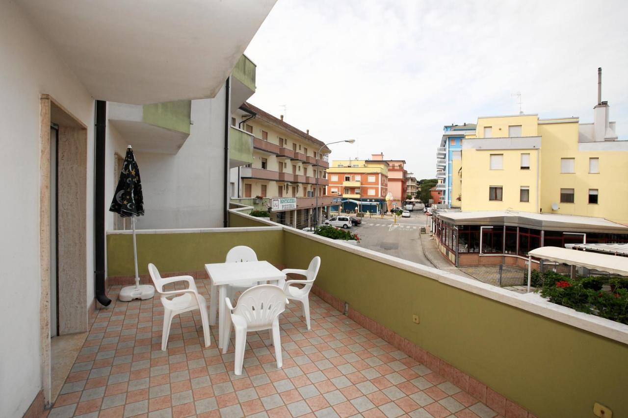 Residence La Pigna Rosolina Mare Exterior photo
